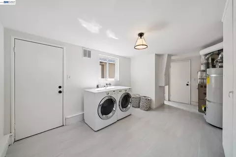 Other - 3315 Central Ave, Alameda, CA 94501 photo 4 of 9