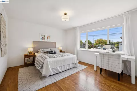 Bedroom - 3315 Central Ave, Alameda, CA 94501 photo 1 of 2