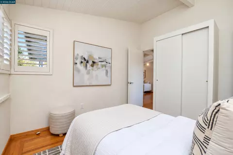 Bedroom - 71 Gilrix Dr, Martinez, CA 94553 photo 4 of 4