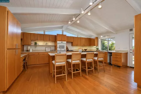 Kitchen - 71 Gilrix Dr, Martinez, CA 94553 photo 1 of 4