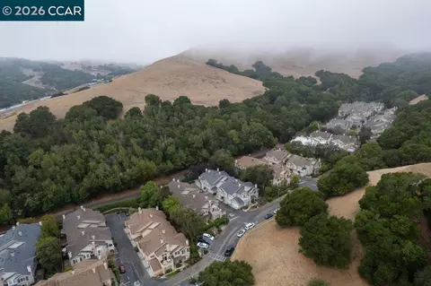 View/Area - 10780 Ruthven Ln, Dublin, CA 94568 photo 2 of 3