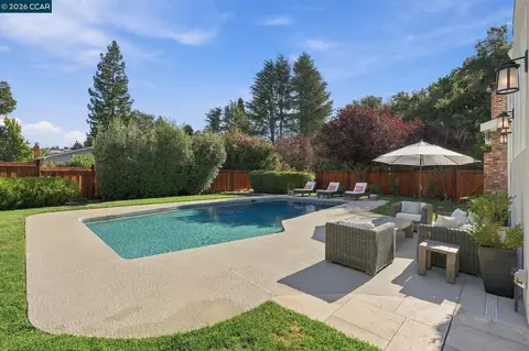 Exterior - 180 High Eagle Rd, Alamo, CA 94507 photo 5 of 11