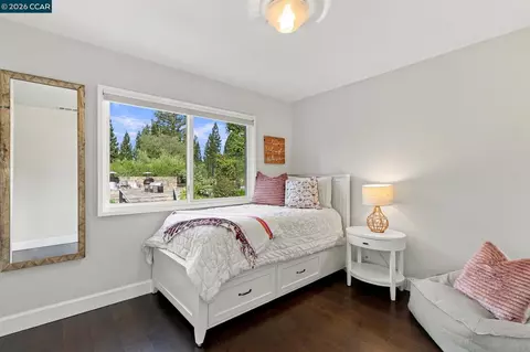 Bedroom - 180 High Eagle Rd, Alamo, CA 94507 photo 4 of 4