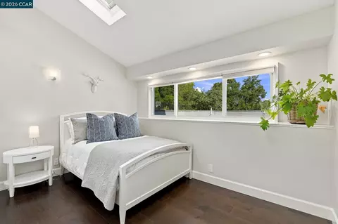 Bedroom - 180 High Eagle Rd, Alamo, CA 94507 photo 3 of 4