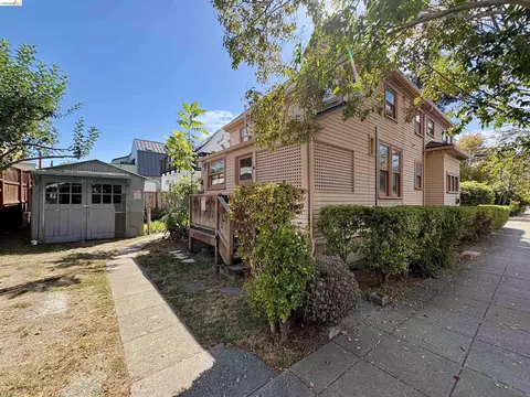 Exterior - 2801 Fulton St, Berkeley, CA 94705 photo 3 of 8