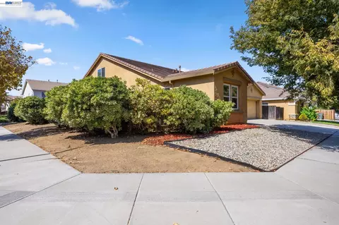 Exterior - 257 Orchid Ln, Patterson, CA 95363 photo 6 of 6
