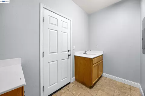 Other - 257 Orchid Ln, Patterson, CA 95363 photo 4 of 8
