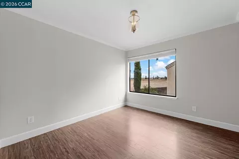 Bedroom - 500 Mockingbird Ln, Oakley, CA 94561 photo 8 of 9