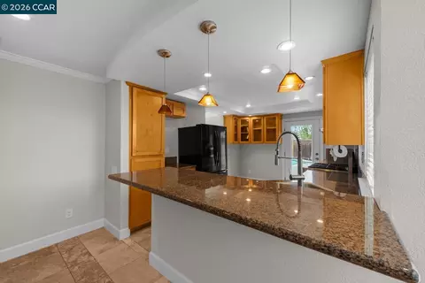 Kitchen - 500 Mockingbird Ln, Oakley, CA 94561 photo 5 of 5