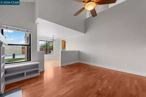 Living - 500 Mockingbird Ln, Oakley, CA 94561 photo 3 of 12