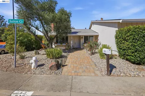 Exterior - 643 Sutton Ct, Walnut Creek, CA 94598 photo 3 of 6