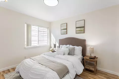 Bedroom - 274 Thrift St, San Francisco, CA 94112 photo 4 of 6