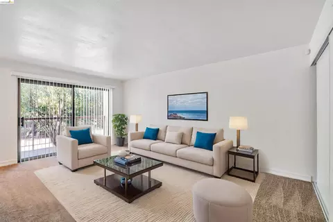 490 N Civic Dr #101, Walnut Creek, CA 94596