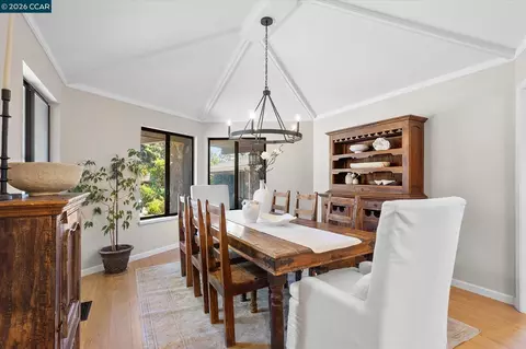 Dining - 4572 Ewing Rd, Castro Valley, CA 94546 photo 2 of 4