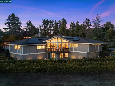 Exterior - 4572 Ewing Rd, Castro Valley, CA 94546 photo 3 of 26