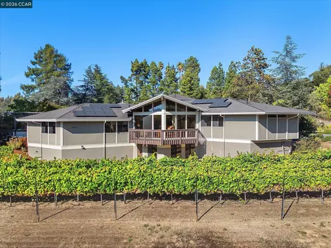 Exterior - 4572 Ewing Rd, Castro Valley, CA 94546 photo 26 of 26
