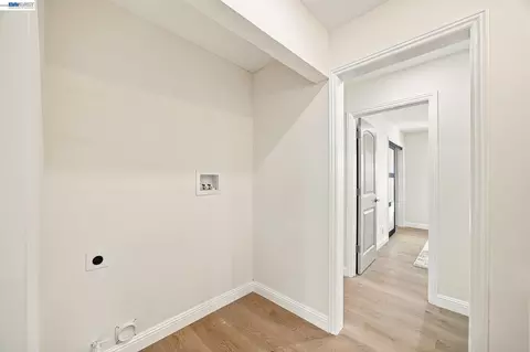 Entry Way - 2500 Lancaster Ct, Hayward, CA 94542 photo 3 of 3