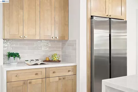 Kitchen - 2500 Lancaster Ct, Hayward, CA 94542 photo 6 of 10