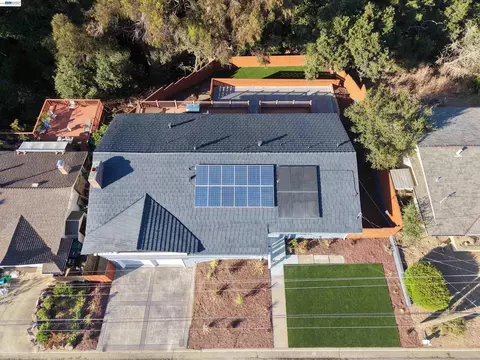 View/Area - 2500 Lancaster Ct, Hayward, CA 94542 photo 3 of 3