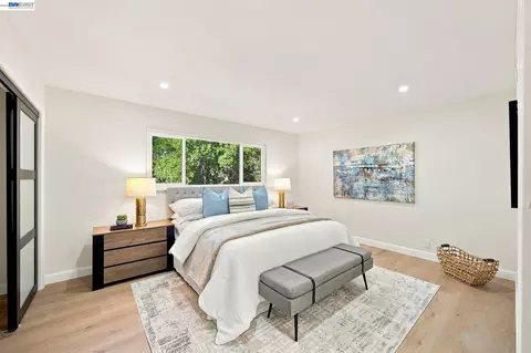 Bedroom - 2500 Lancaster Ct, Hayward, CA 94542 photo 5 of 6