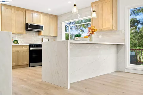 Kitchen - 2500 Lancaster Ct, Hayward, CA 94542 photo 7 of 10
