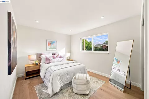 Bedroom - 2500 Lancaster Ct, Hayward, CA 94542 photo 1 of 6