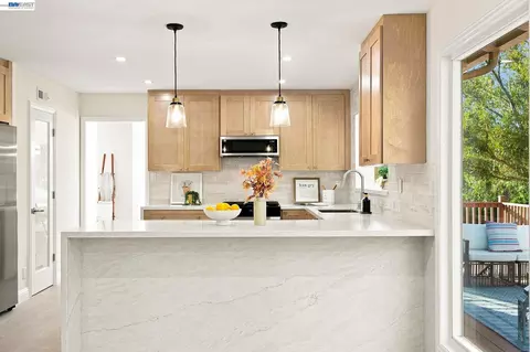 Kitchen - 2500 Lancaster Ct, Hayward, CA 94542 photo 5 of 10