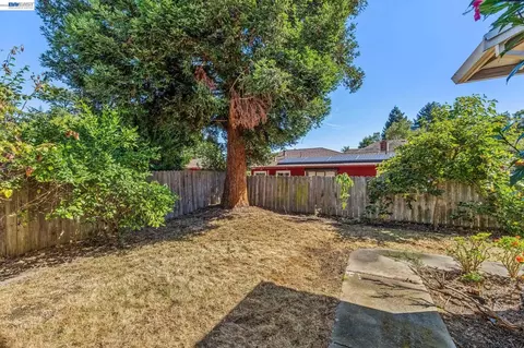 Exterior - 3265 Hertlein Pl, Castro Valley, CA 94546 photo 12 of 16