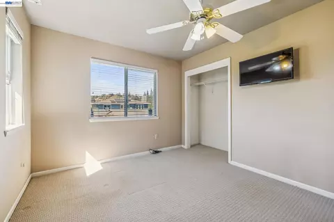 Bedroom - 3265 Hertlein Pl, Castro Valley, CA 94546 photo 7 of 8