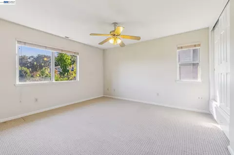 Bedroom - 3265 Hertlein Pl, Castro Valley, CA 94546 photo 4 of 8