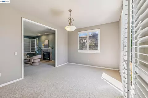 Living - 3265 Hertlein Pl, Castro Valley, CA 94546 photo 6 of 10