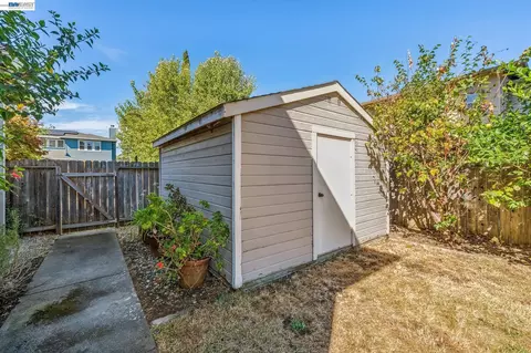 Exterior - 3265 Hertlein Pl, Castro Valley, CA 94546 photo 14 of 16