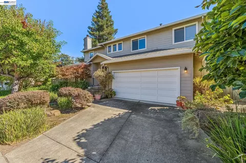 Exterior - 3265 Hertlein Pl, Castro Valley, CA 94546 photo 3 of 16