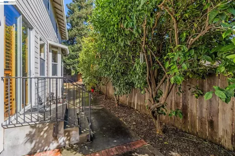 Exterior - 3265 Hertlein Pl, Castro Valley, CA 94546 photo 11 of 16