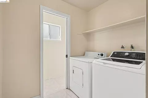 Other - 808 S Gloucester St, Antioch, CA 94509 photo 2 of 3