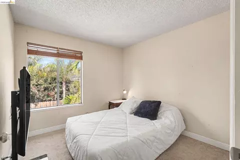Bedroom - 808 S Gloucester St, Antioch, CA 94509 photo 2 of 7