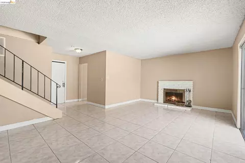 Living - 808 S Gloucester St, Antioch, CA 94509 photo 7 of 8