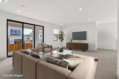 Living - 2302 Sanderling Ave, Marina, CA 93933 photo 1 of 2