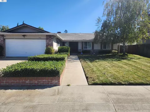 7516 Dorchester Way, Stockton, CA 95207