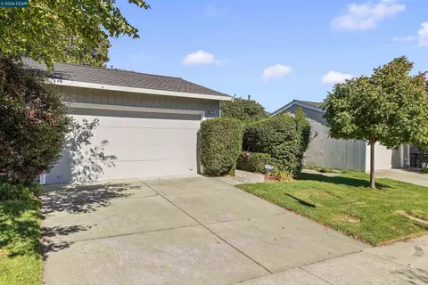 1085 Camino Verde Cir, Walnut Creek, CA 94597