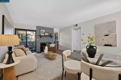 1391 Monument Blvd #1, Concord, CA 94520
