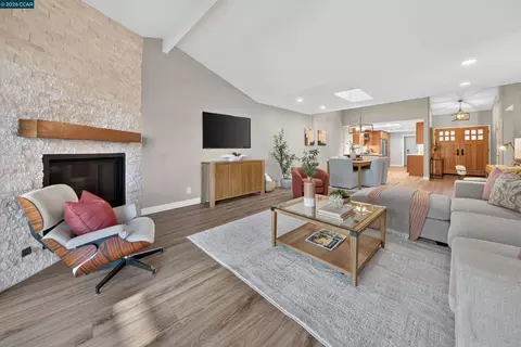 1972 Rancho Verde Cir, Danville, CA 94526