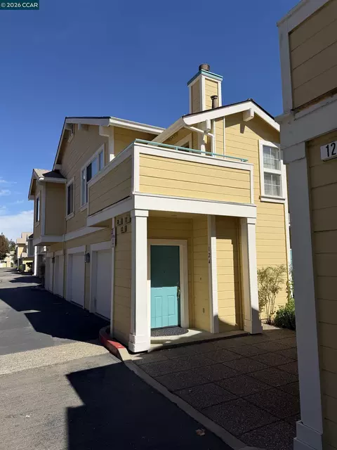 124 Skyline Dr, San Ramon, CA 94583