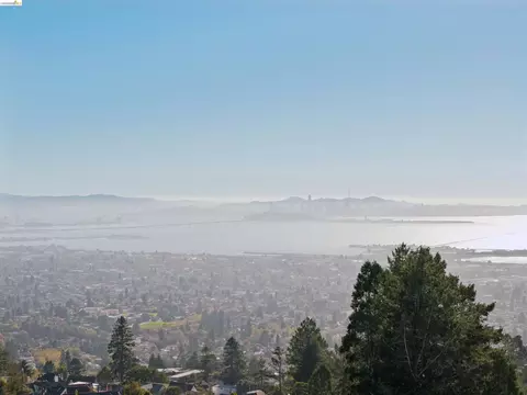 View/Area - 752 Grizzly Peak Blvd, Berkeley, CA 94708 photo 11 of 11