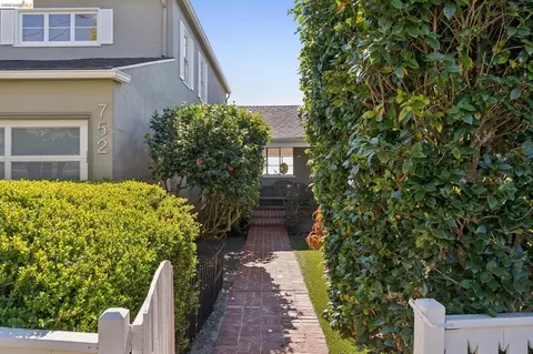 Exterior - 752 Grizzly Peak Blvd, Berkeley, CA 94708 photo 4 of 19