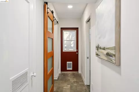 Entry Way - 752 Grizzly Peak Blvd, Berkeley, CA 94708 photo 9 of 9