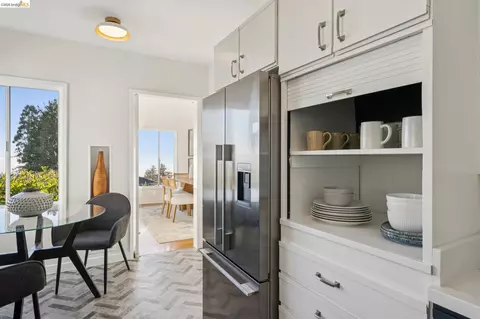 Kitchen - 752 Grizzly Peak Blvd, Berkeley, CA 94708 photo 4 of 6