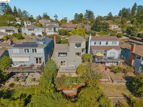 View/Area - 752 Grizzly Peak Blvd, Berkeley, CA 94708 photo 7 of 11