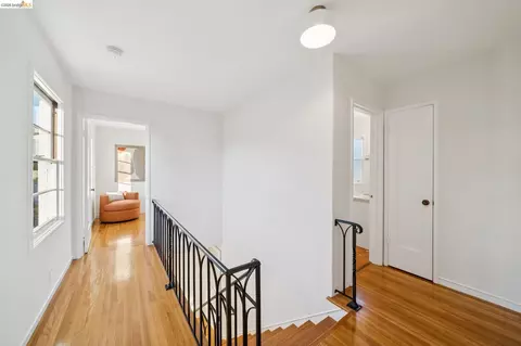 Entry Way - 752 Grizzly Peak Blvd, Berkeley, CA 94708 photo 6 of 9