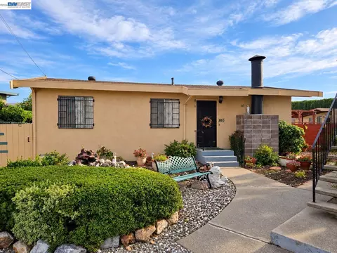 230 Flanders Ct, Hayward, CA 94541